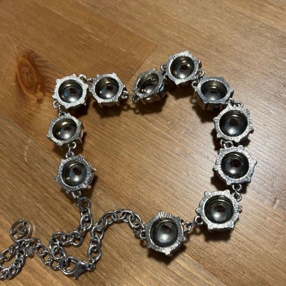 EL Erica Lyons Silver Tone Metallic Lobster Claw Clasp 16 Inch Choker Necklace - Picture 5 of 8